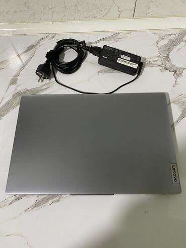 zenska laptop torba dimenzija xcm super jako koriste: Intel Core i3, 8 GB OZU, 15.6 "