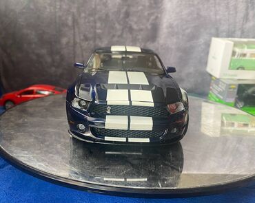 Avtomobil modelləri: Коллекционная модель Ford Mustang Shelby GT500 blue with white stripe — 10
