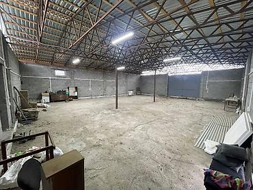 Sale of cottages and houses: Продам дом с участком 20 соток + помещение под магазин + складское — 18