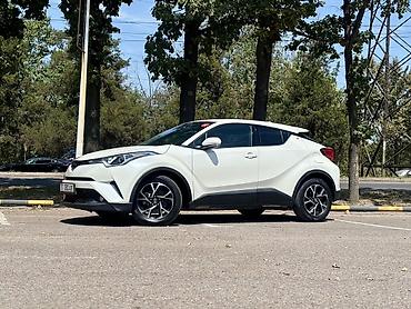 lexus is: Toyota C-HR: 2022 г. — 1