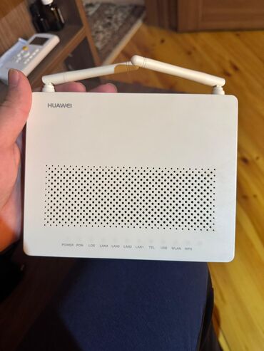 mi box s: Salam huawei modem işlekdi adapteri yenidi teze modem verilib deye