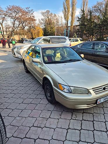 Транспорт: Toyota Camry: 1997 г., 2.2 л, Автомат, Бензин, Седан — 5