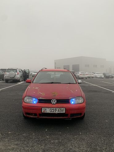 голф 4 1 4: Volkswagen Golf: 2001 г., 1.6 л, Автомат, Бензин