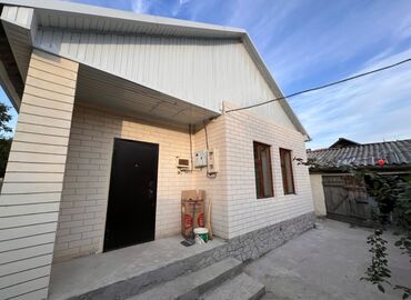 продаю дом в бишкек: Дом, 60 м², 3 комнаты, Агентство недвижимости, Косметический ремонт
