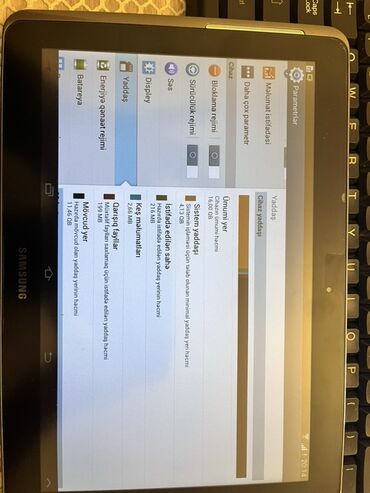 Samsung: Samsung Galaxy Tab, 10,1", < 64 GB — 1