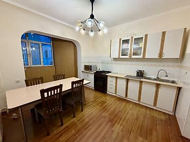 18: 2 комнаты, 80 м², Аламедин-1 мкр Индивидуалка, 7 этаж, Косметический ремонт — 1