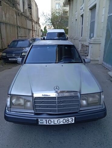 mercedes g: Mercedes-Benz E 230: 2.3 l | 1990 il Sedan