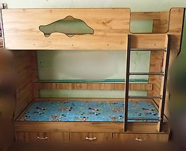 bunk bed: Двухъярусная детская кровать, Б/у, ЛДСП, цвет - Бежевый — 1