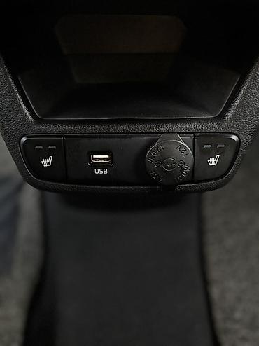 Kia: Kia Ray: 2021 г., 1 л, Вариатор, Бензин, Хэтчбэк — 12