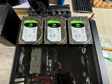 женский диск: Маалымат алып жүрүүчү, Колдонулган, Toshiba, HDD, 2 ТБ, 3.5", ПК үчүн