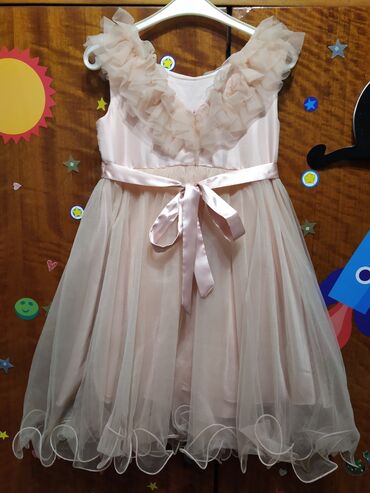 детская платье: Детское платье, цвет - Розовый, Б/у