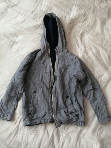 куртка на весну: Куртка двухсторонняя, на мальчика 7-8 лет, призвозство Турция