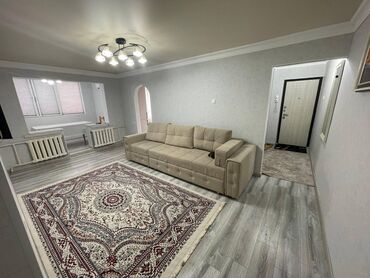 Продажа квартир: 3 комнаты, Агентство недвижимости