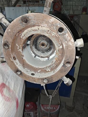 Digər istehsal avadanlığı: Plastik pencere profil xettinsatilir, tam işlek veziyyetdedir cox az — 3