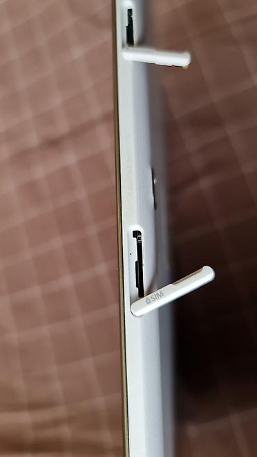 Samsung: Samsung Galaxy Tab A 9.7 (SM-T555) - Ekran: 9.7" (oko 24,6 cm), visok — 8