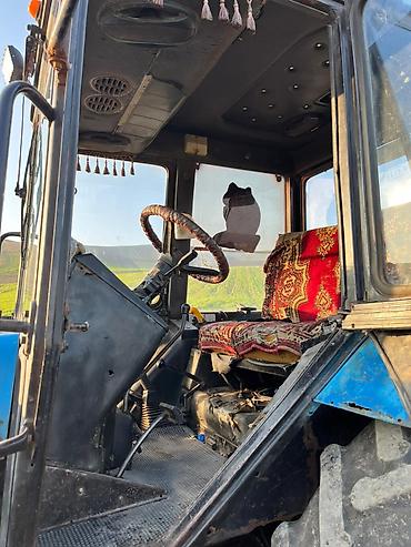 Traktorlar: Belarus markalı traktor. Kənd təsərrüfatı işləri üçün uyğun olan bu — 8