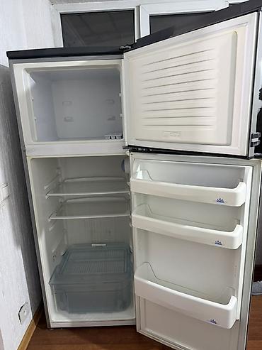 Техника для кухни: Холодильник Beko, Б/у, Двухкамерный — 2
