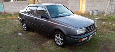 арзан машина венто: Volkswagen Vento: 1992 г., 1.8 л, Механика, Бензин, Седан