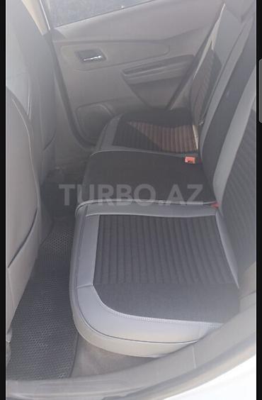skoda rapid: Salam hazir lizinqdi 39 ayi 572 4000. ala isdayiram taksi buraxlis var — 9