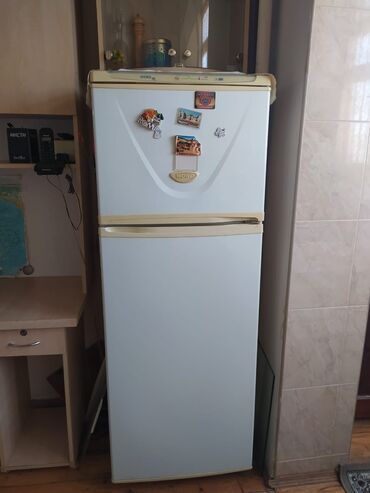 Холодильник Samsung, цвет - Белый