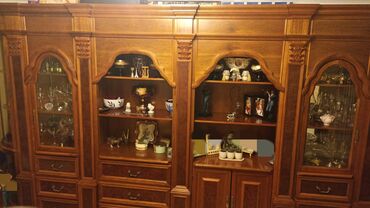 Dolablar: İşlənmiş, Açılan, Künc dolab, Servant, İtaliya — 4