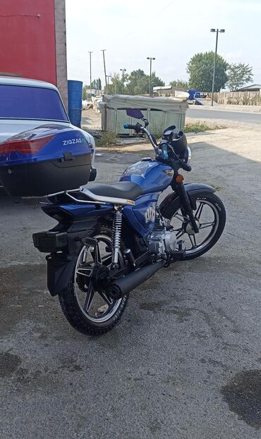 мотоциклы и цены: Moto tam idiyal vezyetde 110kum batir 2 aydiri qoymuwam usdune salafan