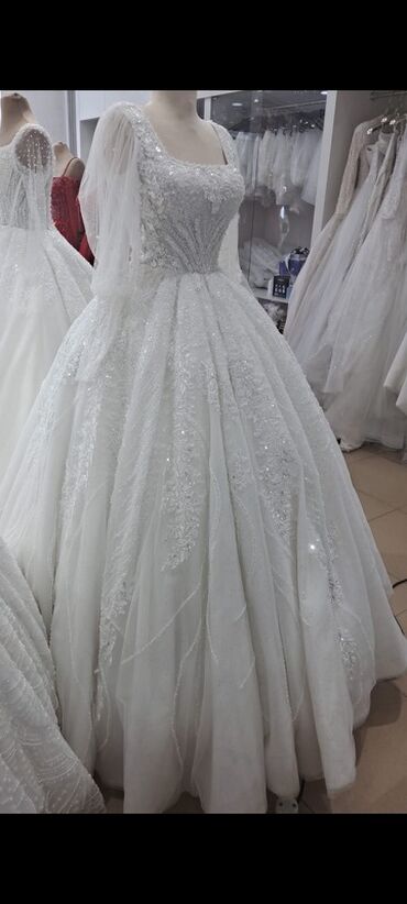 Toy paltarları: Hazır biznes Məhsul: Gəlinlik və kolleksiyası Elanı Diqətlə oxuyun — 2