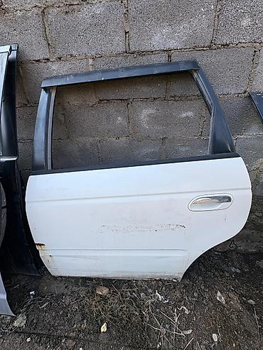 Двери и комплектующие: Автомобильные двери (передние/задние) в сборе/частично в сборе — 11