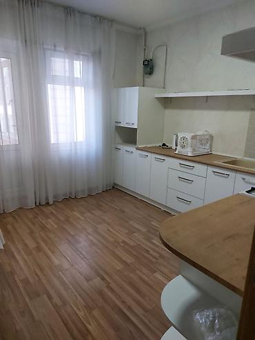 Квартиры: 2 комнаты, 73 м², 7 мкр Элитка, 2 этаж, Старый ремонт — 4