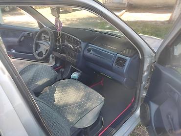 Транспорт: Volkswagen Vento: 1992 г., 1.8 л, Механика, Седан — 5