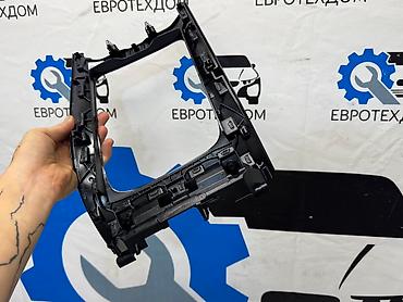 Другие детали салона: Декоративная накладка центральной консоли Mercedes-Benz C-CLASS W206 — 12