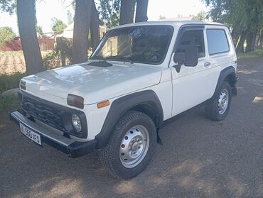 ВАЗ (ЛАДА): ВАЗ (ЛАДА) 4x4 Нива: 2007 г., 1.7 л, Механика, Бензин, Купе