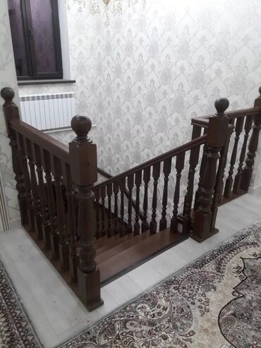 Обшивка лестниц: Лестница двери лучшего качества. звоните — 22