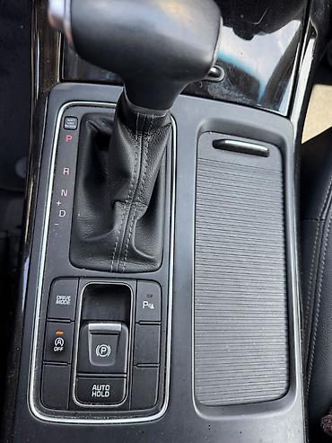 kia koup: Kia Sorento: 2 l | 2019 il Universal — 5
