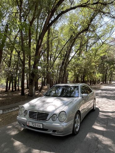 мотоцикл мопед: Mercedes-Benz E-Class: 2000 г., 4.3 л, Автомат, Бензин, Седан