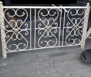 Barmaqlıqlar: Reşotka 1-kv 35 azn başlayır 
Məhəccər 1-metr 50 azn başlayır — 21