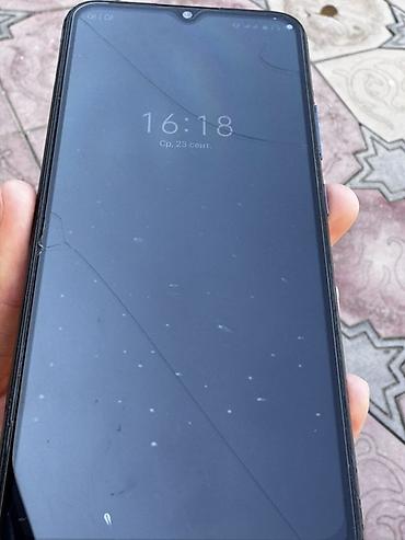мастер камер: Realme Б/у, 32 ГБ, цвет - Серый, 2 SIM — 1