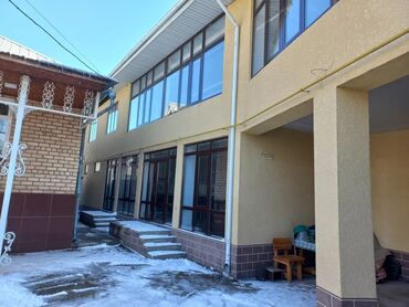 дома не дорого: 100 м², 4 комнаты, Балкон застеклен, Лоджия, Бассейн