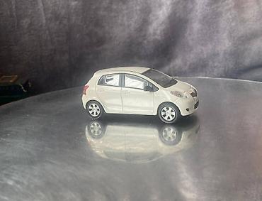 model 1: Toyota, 2010 il, 1:43, Dəmir, Ödənişli çatdırılma — 7
