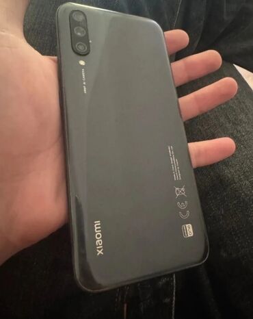 Xiaomi: Xiaomi Mi A3, 256 GB, rəng - Boz, 
 İki sim kartlı