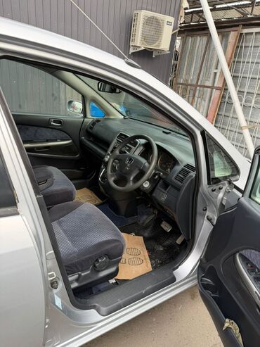 Honda: Honda Stream: 2001 г., 0.2 л, Автомат, Бензин, Универсал — 9