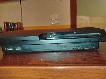 cd calar: PlayStation 3 Slim oyun konsolu Xüsusiyyətlər: - Model: PS3 Slim — 3