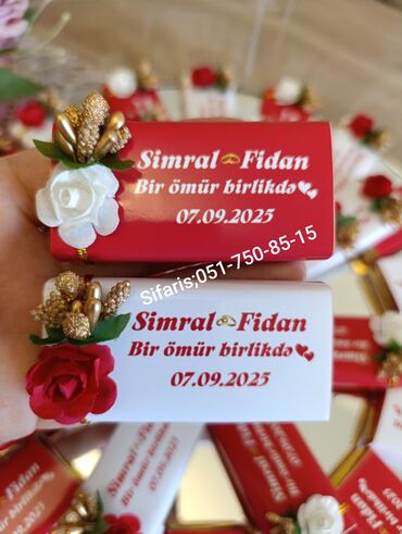 Toy paltarları: Nisan konfetleri,nisan xoncalari sifarisle hazirlanir.Sifarisler en az