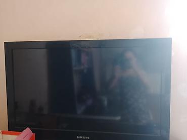 lsd televizor: Samsung LCD televizor - Ekran diaqonalı: təxminən 32" - Model xətti — 3