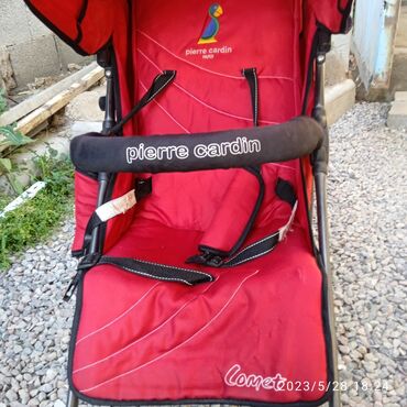 детская коляска mima xari: Коляска, цвет - Красный, Б/у