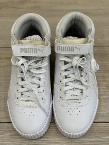 Кроссовки и спортивная обувь: Кроссовки, 37, Puma, Б/у, цвет - Белый, Самовывоз