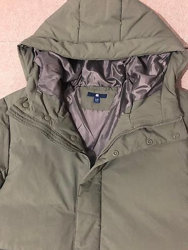 Верхняя одежда: Очень красивая, теплая, фирменная куртка Uniqlo. Оригинал. Подойдет — 5