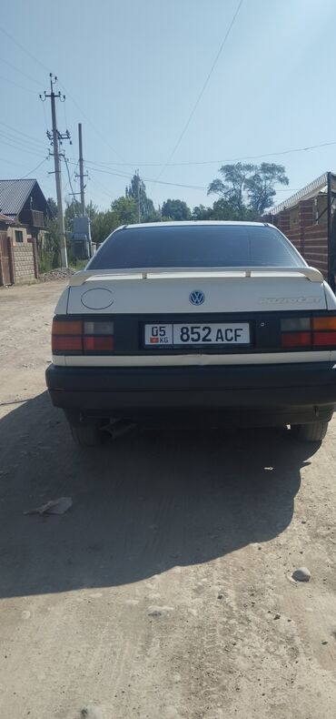 митсубиси спайк стар: Volkswagen Passat: 1988 г., 1.8 л, Механика, Бензин, Седан