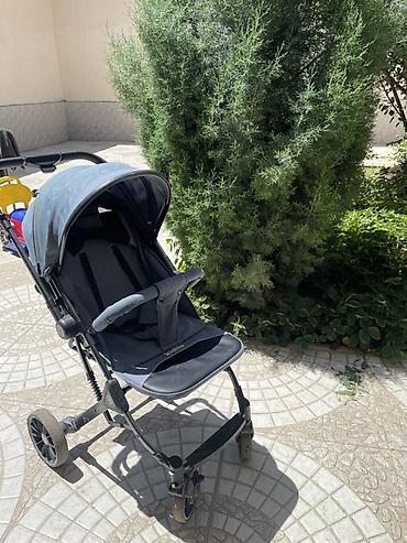 Uşaq dünyası: Uşaq arabası – yüngül və kompakt şəhər tipli model - Rəng: tünd boz - — 1