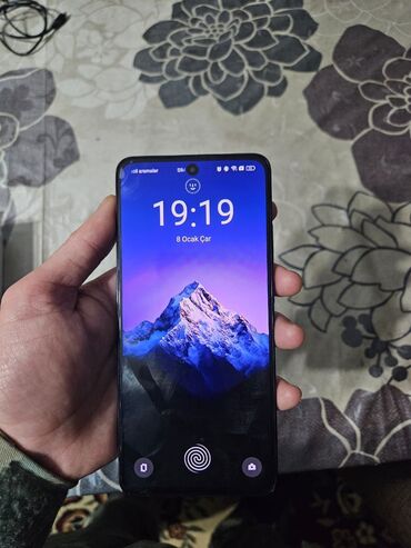 Oppo: Oppo Reno 12 Pro, 256 GB, rəng - Qara, Face ID, Barmaq izi, Sensor